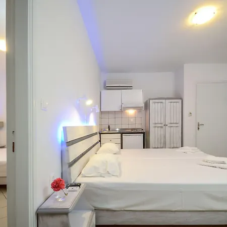 Lägenhetshotell Agios Prokopios Hotel