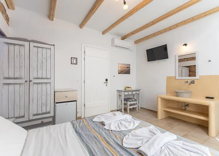 מלון דירות Agios Prokopios Hotel איוס פרוקופיוס